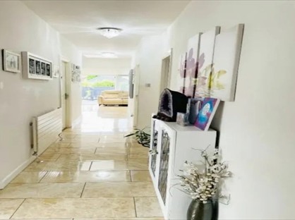 5 Bed Semi-Detached House, Milton Avenue, EN5