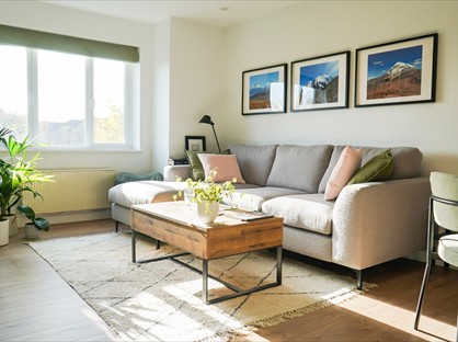 1 Bed Flat, Regis Court, CR4