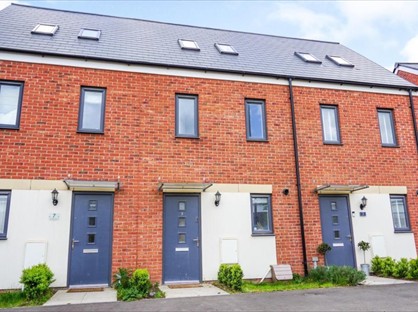 3 Bed Terraced House, Elderflower Drive, BS16