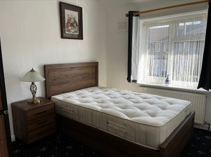 Room in a Shared House, Shaftesbury Road, SM5