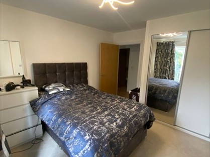 Room in a Shared Flat, Southwood Court, RM11