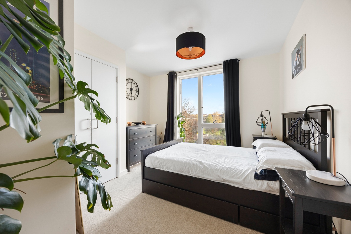 1 Bed Flat, Barrington Road, SW9 photo 2