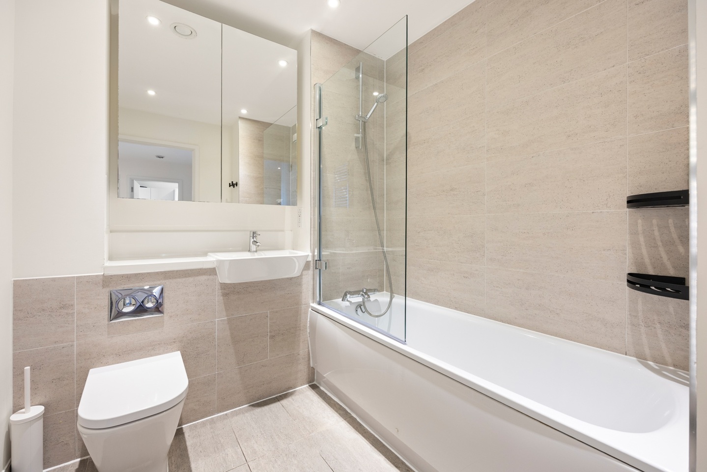 1 Bed Flat, Barrington Road, SW9 photo 4