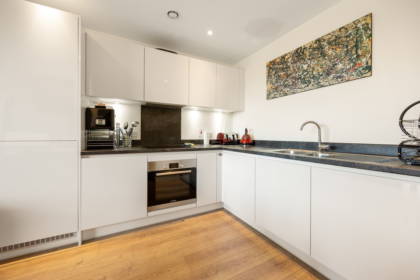 1 Bed Flat, Barrington Road, SW9 photo 5