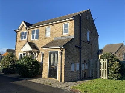 2 Bed Flat, Old Earth, HX5