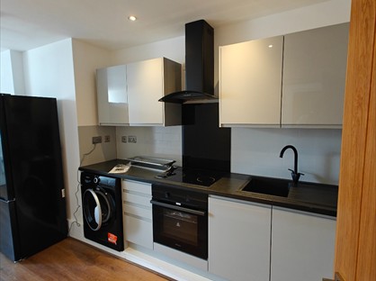 1 Bed Flat, Quarry Court, LS27