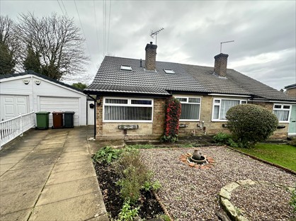 5 Bed Semi-Detached House, Meadow Park Drive, LS28