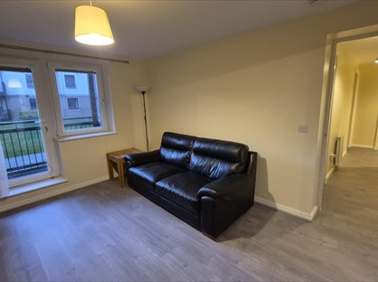 2 Bed Flat, Slateford Gait, EH11