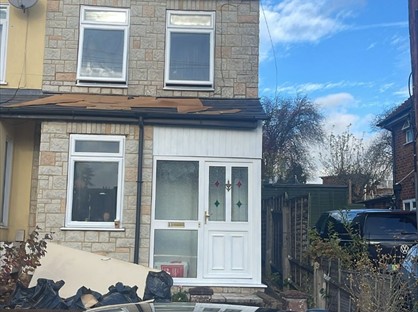 2 Bed Terraced House, Connaught Road, GU12