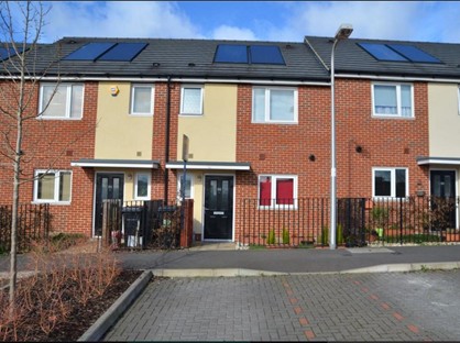 3 Bed Terraced House, Deveron Drive, RG30