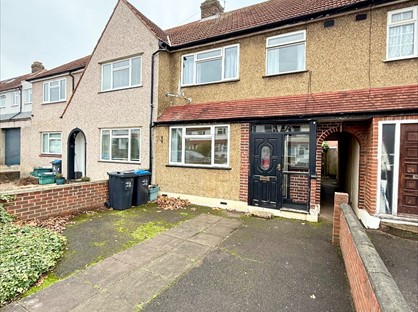 3 Bed Terraced House, Church Rise, KT9