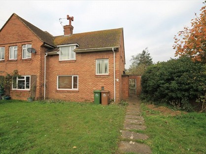 Studio Flat, Elizabeth Avenue, TW18