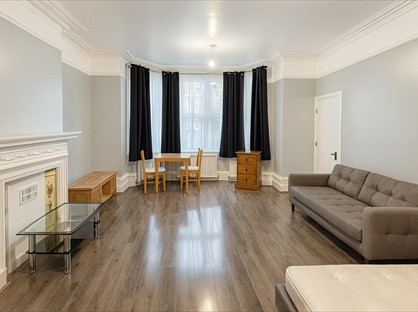 Studio Flat, The Limes Avenue, N11