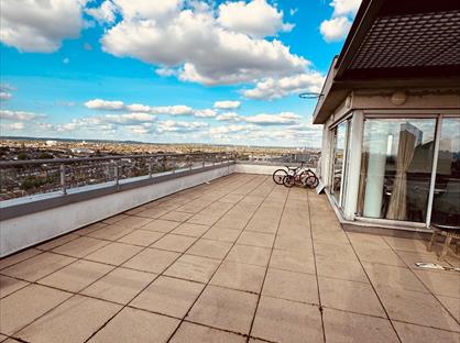 2 Bed Penthouse, Cityview Centreway Apartments, IG1