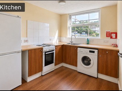 1 Bed Flat, Warren Hill, TQ2