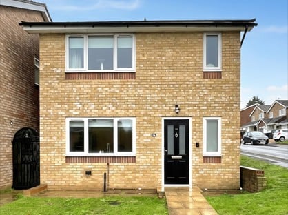 3 Bed Detached House, Glebe Close, HP3