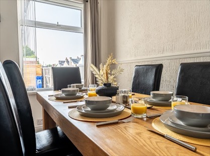 3 Bed Terraced House, Grange Road, WA7