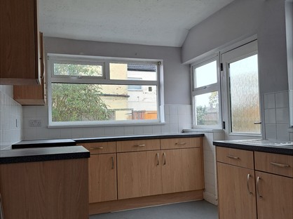 3 Bed Terraced House, Macaulay Street, DN31