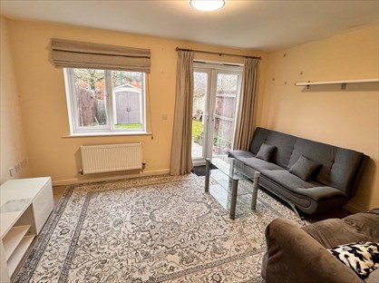 3 Bed Semi-Detached House, Frank Birchill Close, M40