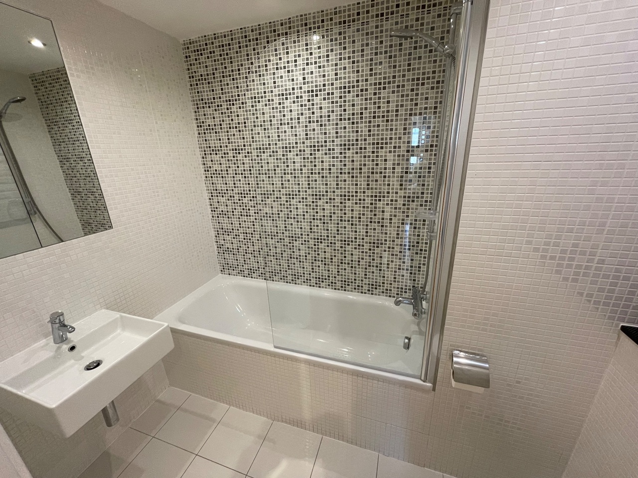 Additional image 8 of 2 Bed Flat, Bute Terrace, CF10, N1 7GU