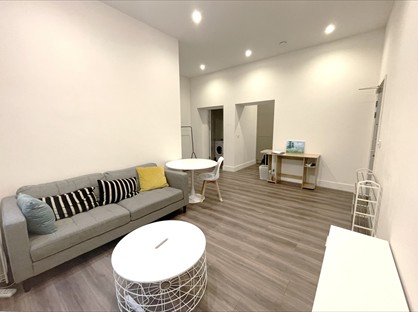 1 Bed Flat, Lightwell, B3