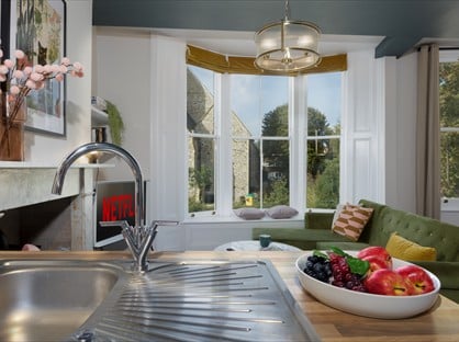 1 Bed Flat, Grove Road South, PO5