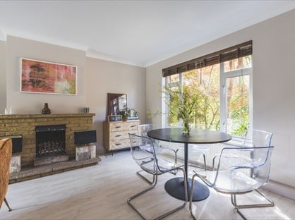 3 Bed Semi-Detached House, Burnell Avenue, TW10