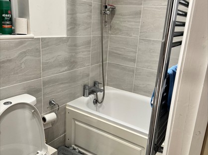 Room in a Shared Flat, Elm Avenue, HA4