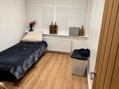 Room in a Shared Flat, Elm Avenue, HA4