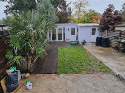 3 Bed Semi-Detached House, Clyfford Road, HA4