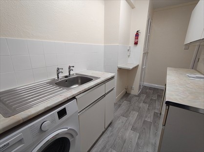 3 Bed Flat, Totteridge Road, HP13