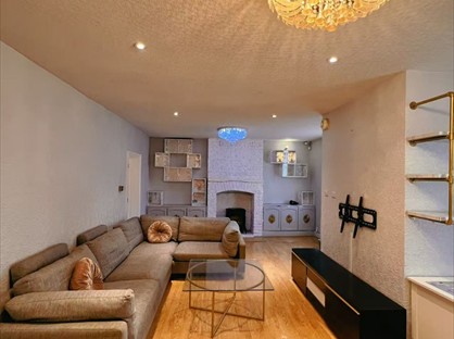 3 Bed Terraced House, Harold Road, SM1