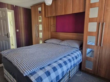 Room in a Shared House, Reliant Close, B36