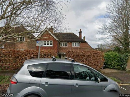 1 Bed Flat, Wodeland Avenue, GU2