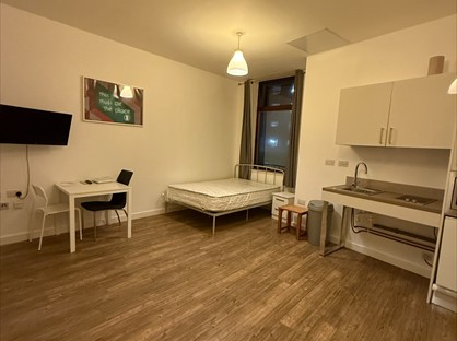 Studio Flat, Moorfields, L2