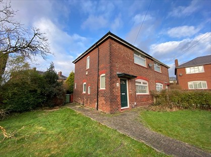 3 Bed Semi-Detached House, Kirkstone Road, M40