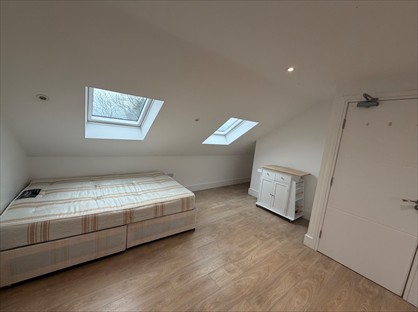 Studio Flat, College Road, EN8