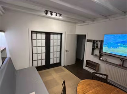 2 Bed Flat, Byron Street, CF44