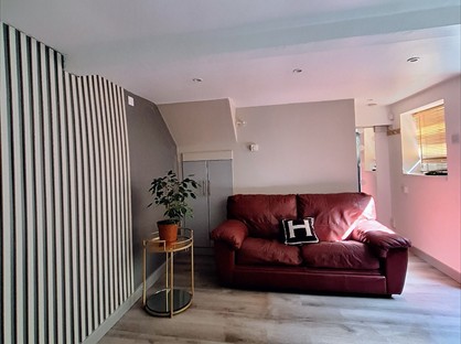 1 Bed End Terrace, Manchester Road, HD4