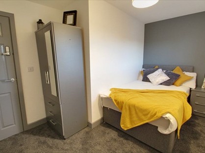 Room in a Shared House, Cross Hedge Close, LE4