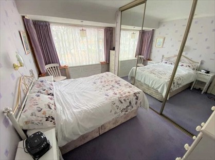 Room in a Shared House, Summit Road, UB5