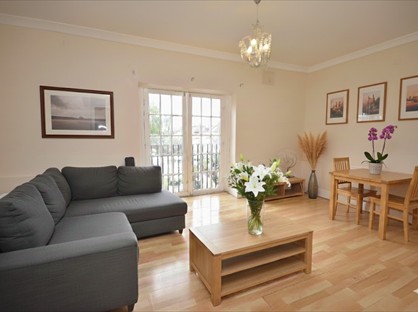 2 Bed Flat, Regal Row, SE15
