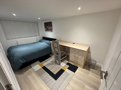 Room in a Shared House, Hartsbourne Road, RG6