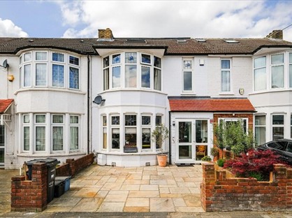4 Bed Terraced House, Cambridge Road, IG3