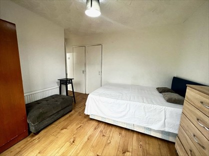 Room in a Shared House, Waddington Street, E15
