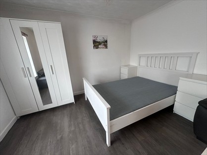 Studio Flat, Bridge Terrace, SO14