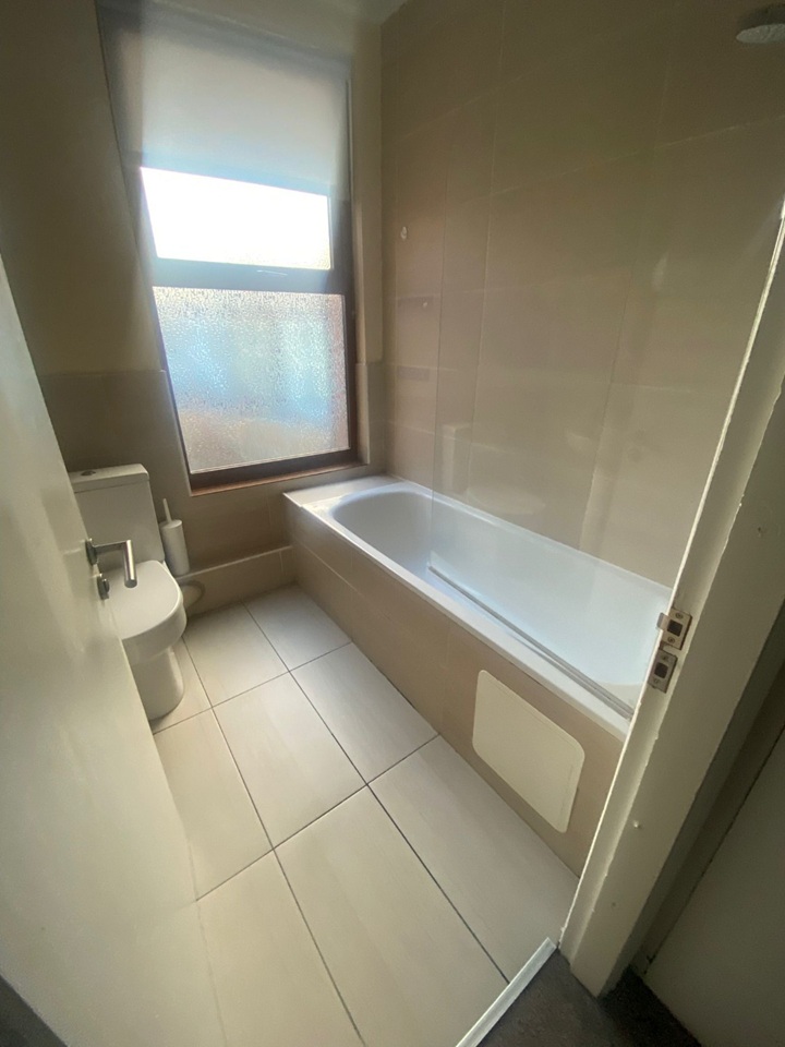 Additional image 5 of Room in a Shared House, Queens Road, NG9, N1 7GU