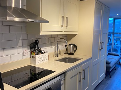 Studio Flat, Ferndale Crescent, UB8