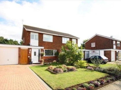 2 Bed Semi-Detached House, Squires Road, MK43