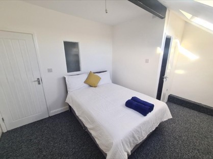 3 Bed Flat, Sheffield Road, S41